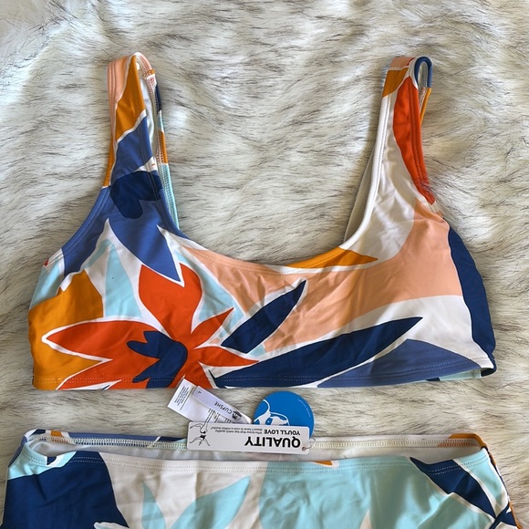 CUPSHE bikini multi color size L New With Tags ! Never worn - Picture 3 of 6
